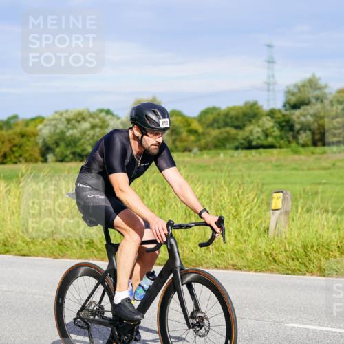 31.08.2025 - Elbe Triathlon Hamburg Michael Burmester http://msf.ph/oto/8669748 31.08.2025 09:54:57 Radfahren 402, 404, 449, 497, 616, 625, 652 meine-sportfotos.de