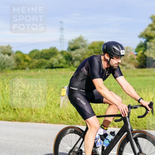 31.08.2025 - Elbe Triathlon Hamburg Michael Burmester http://msf.ph/oto/8669750 31.08.2025 09:54:58 Radfahren 402, 404, 497, 616, 625, 652 meine-sportfotos.de