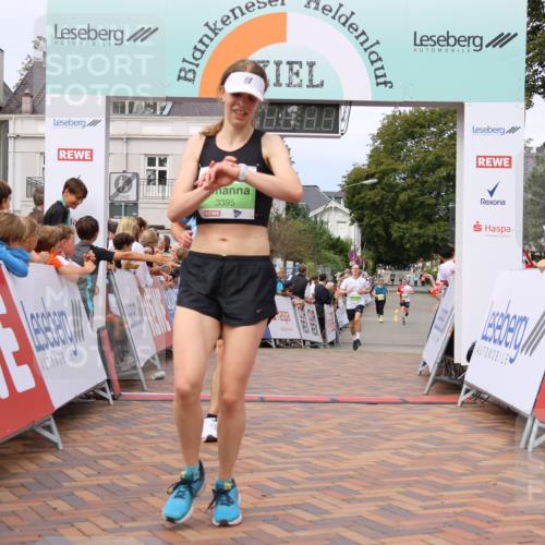 31.08.2025 - 21. Blankeneser Heldenlauf Strokosch-Dieckow http://msf.ph/oto/8669752 31.08.2025 10:54:57 Ziel 3342, 3614, 3615, 3283, 3395 meine-sportfotos.de