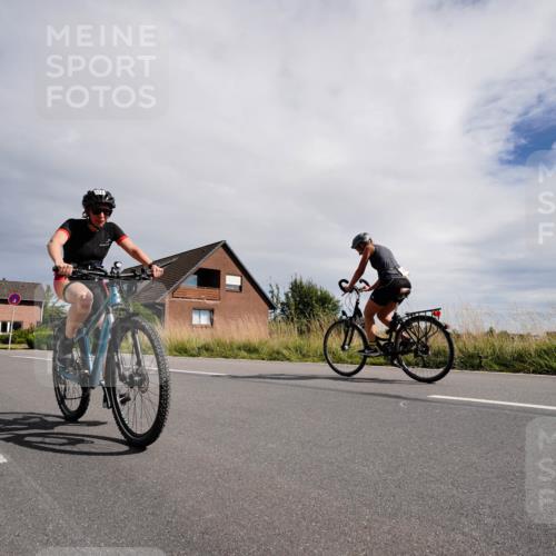 31.08.2025 - Elbe Triathlon Hamburg Michael Burmester http://msf.ph/oto/8669755 31.08.2025 14:47:02 Radfahren 121 meine-sportfotos.de
