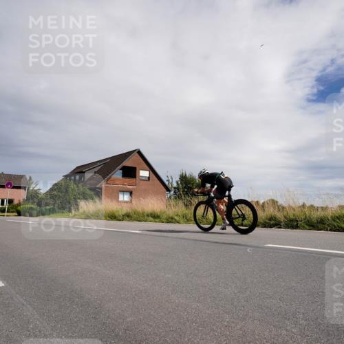 31.08.2025 - Elbe Triathlon Hamburg Michael Burmester http://msf.ph/oto/8669758 31.08.2025 14:47:08 Radfahren  meine-sportfotos.de