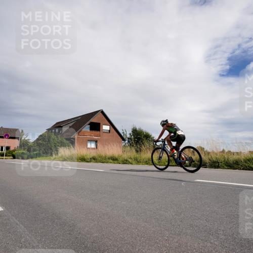 31.08.2025 - Elbe Triathlon Hamburg Michael Burmester http://msf.ph/oto/8669769 31.08.2025 14:47:37 Radfahren  meine-sportfotos.de