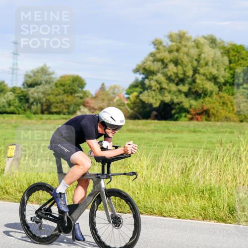 31.08.2025 - Elbe Triathlon Hamburg Michael Burmester http://msf.ph/oto/8669778 31.08.2025 09:55:14 Radfahren 444, 598, 716, 852 meine-sportfotos.de