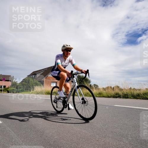 31.08.2025 - Elbe Triathlon Hamburg Michael Burmester http://msf.ph/oto/8669808 31.08.2025 14:49:04 Radfahren 136 meine-sportfotos.de