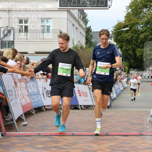 31.08.2025 - 21. Blankeneser Heldenlauf Strokosch-Dieckow http://msf.ph/oto/8669837 31.08.2025 10:54:54 Ziel 3614, 3615, 3283, 3462, 3395 meine-sportfotos.de