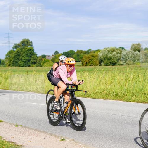 31.08.2025 - Elbe Triathlon Hamburg Michael Burmester http://msf.ph/oto/8669840 31.08.2025 09:55:36 Radfahren 371, 462, 511, 576, 627, 797 meine-sportfotos.de