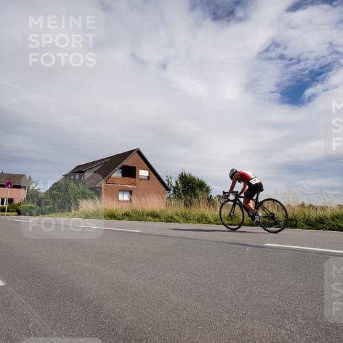 31.08.2025 - Elbe Triathlon Hamburg Michael Burmester http://msf.ph/oto/8669842 31.08.2025 14:50:18 Radfahren  meine-sportfotos.de