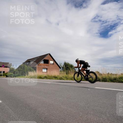 31.08.2025 - Elbe Triathlon Hamburg Michael Burmester http://msf.ph/oto/8669848 31.08.2025 14:50:30 Radfahren  meine-sportfotos.de