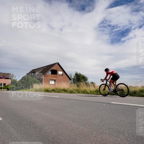 31.08.2025 - Elbe Triathlon Hamburg Michael Burmester http://msf.ph/oto/8669879 31.08.2025 14:51:46 Radfahren 157 meine-sportfotos.de