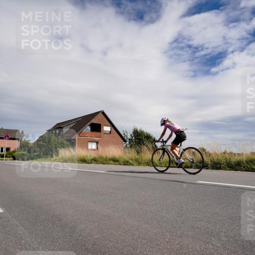 31.08.2025 - Elbe Triathlon Hamburg Michael Burmester http://msf.ph/oto/8669889 31.08.2025 14:52:12 Radfahren  meine-sportfotos.de