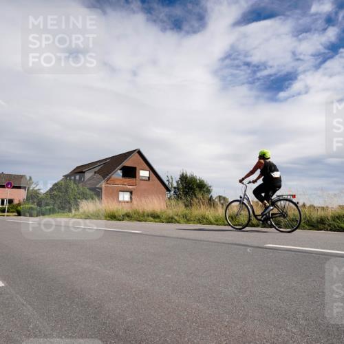 31.08.2025 - Elbe Triathlon Hamburg Michael Burmester http://msf.ph/oto/8669903 31.08.2025 14:52:47 Radfahren  meine-sportfotos.de