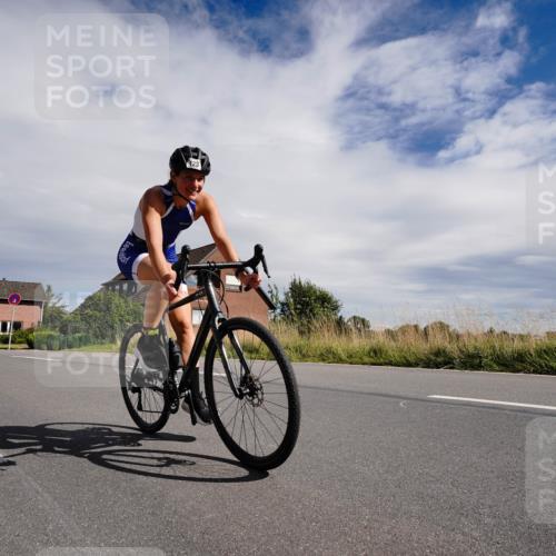 31.08.2025 - Elbe Triathlon Hamburg Michael Burmester http://msf.ph/oto/8669926 31.08.2025 14:53:31 Radfahren  meine-sportfotos.de