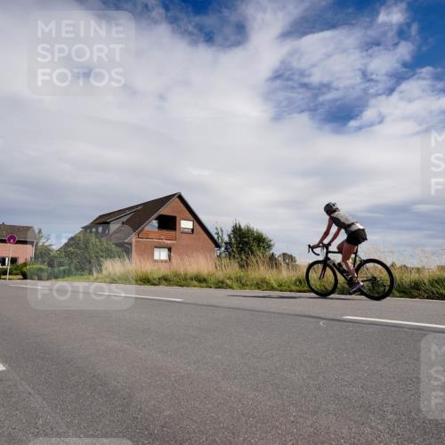 31.08.2025 - Elbe Triathlon Hamburg Michael Burmester http://msf.ph/oto/8669930 31.08.2025 14:53:38 Radfahren  meine-sportfotos.de