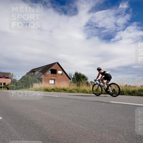 31.08.2025 - Elbe Triathlon Hamburg Michael Burmester http://msf.ph/oto/8669936 31.08.2025 14:53:52 Radfahren 130 meine-sportfotos.de