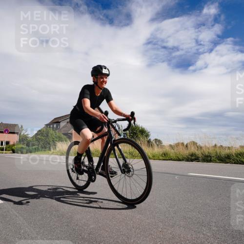 31.08.2025 - Elbe Triathlon Hamburg Michael Burmester http://msf.ph/oto/8669937 31.08.2025 14:53:54 Radfahren 130 meine-sportfotos.de