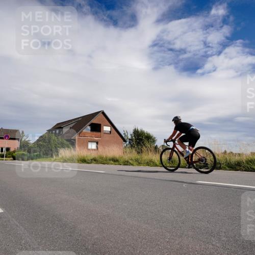 31.08.2025 - Elbe Triathlon Hamburg Michael Burmester http://msf.ph/oto/8669939 31.08.2025 14:53:58 Radfahren  meine-sportfotos.de