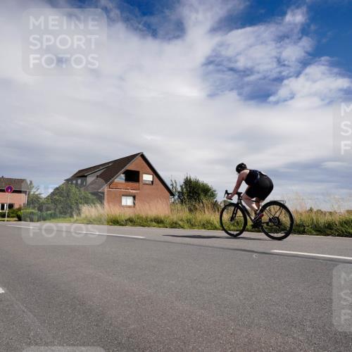 31.08.2025 - Elbe Triathlon Hamburg Michael Burmester http://msf.ph/oto/8669944 31.08.2025 14:54:15 Radfahren  meine-sportfotos.de