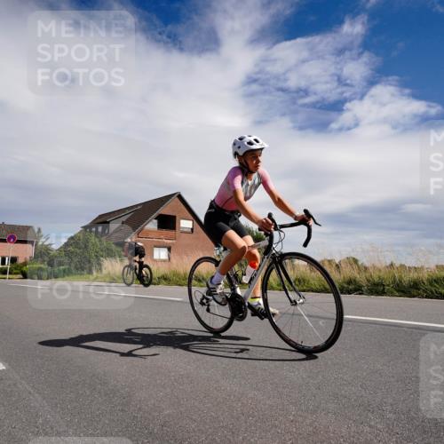 31.08.2025 - Elbe Triathlon Hamburg Michael Burmester http://msf.ph/oto/8669963 31.08.2025 14:54:55 Radfahren  meine-sportfotos.de