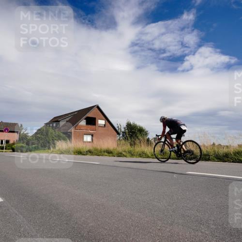 31.08.2025 - Elbe Triathlon Hamburg Michael Burmester http://msf.ph/oto/8669970 31.08.2025 14:55:12 Radfahren  meine-sportfotos.de
