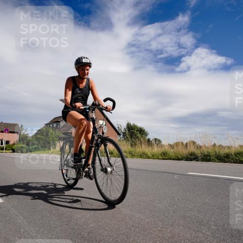 31.08.2025 - Elbe Triathlon Hamburg Michael Burmester http://msf.ph/oto/8669972 31.08.2025 14:55:37 Radfahren  meine-sportfotos.de