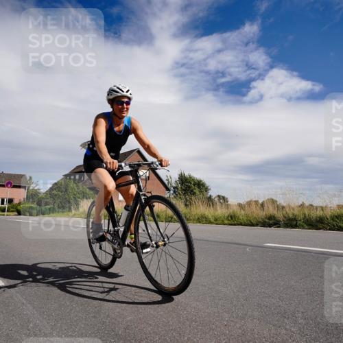 31.08.2025 - Elbe Triathlon Hamburg Michael Burmester http://msf.ph/oto/8669981 31.08.2025 14:56:00 Radfahren  meine-sportfotos.de