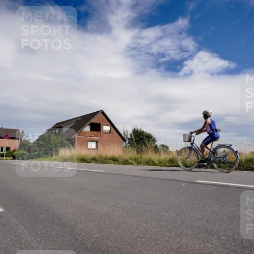 31.08.2025 - Elbe Triathlon Hamburg Michael Burmester http://msf.ph/oto/8669983 31.08.2025 14:56:13 Radfahren  meine-sportfotos.de