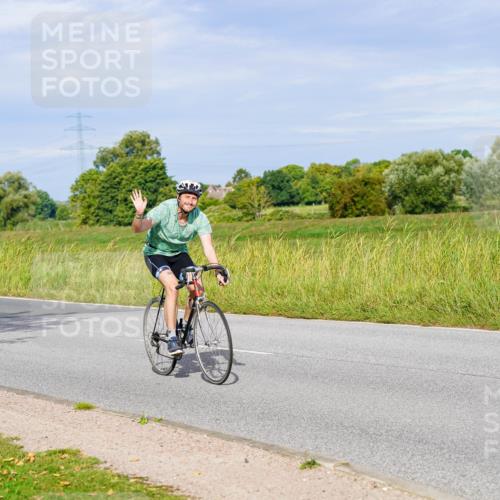 31.08.2025 - Elbe Triathlon Hamburg Michael Burmester http://msf.ph/oto/8669984 31.08.2025 09:56:59 Radfahren 432, 546, 758 meine-sportfotos.de