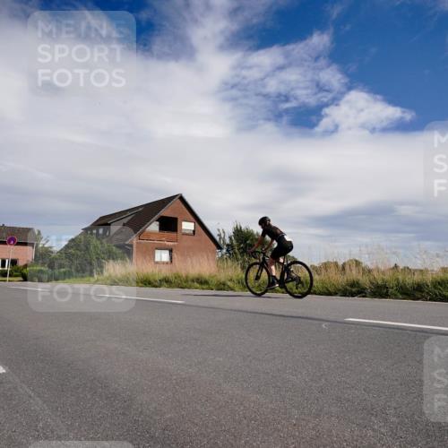 31.08.2025 - Elbe Triathlon Hamburg Michael Burmester http://msf.ph/oto/8669986 31.08.2025 14:56:18 Radfahren  meine-sportfotos.de
