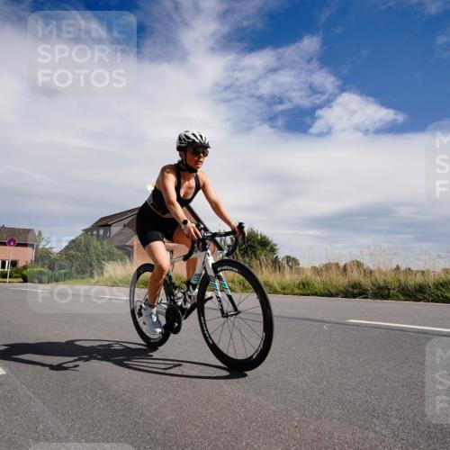 31.08.2025 - Elbe Triathlon Hamburg Michael Burmester http://msf.ph/oto/8669998 31.08.2025 14:56:46 Radfahren  meine-sportfotos.de