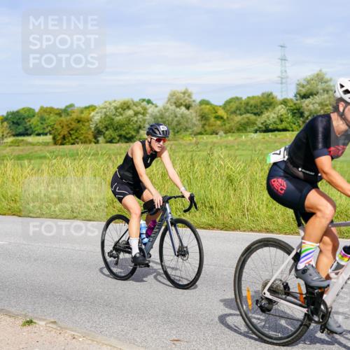 31.08.2025 - Elbe Triathlon Hamburg Michael Burmester http://msf.ph/oto/8670018 31.08.2025 09:57:20 Radfahren 490, 629, 648, 665, 851, 882, 887 meine-sportfotos.de