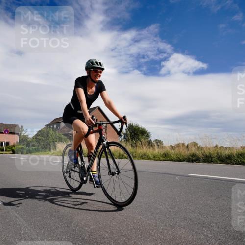 31.08.2025 - Elbe Triathlon Hamburg Michael Burmester http://msf.ph/oto/8670019 31.08.2025 14:57:56 Radfahren 142 meine-sportfotos.de
