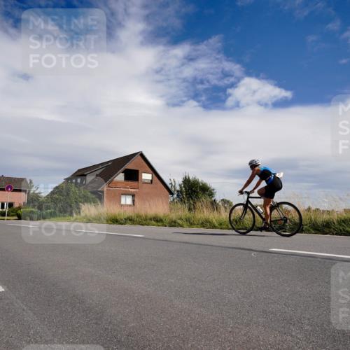 31.08.2025 - Elbe Triathlon Hamburg Michael Burmester http://msf.ph/oto/8670028 31.08.2025 14:58:12 Radfahren  meine-sportfotos.de