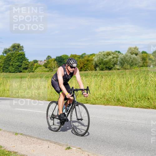31.08.2025 - Elbe Triathlon Hamburg Michael Burmester http://msf.ph/oto/8670084 31.08.2025 09:57:52 Radfahren 414, 486, 679 meine-sportfotos.de