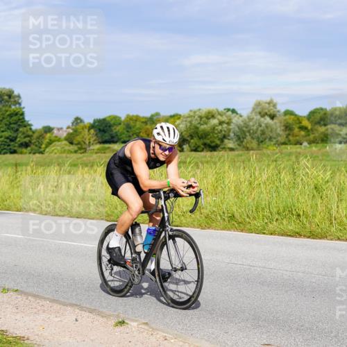 31.08.2025 - Elbe Triathlon Hamburg Michael Burmester http://msf.ph/oto/8670095 31.08.2025 09:57:56 Radfahren 414, 486, 646, 679, 916 meine-sportfotos.de