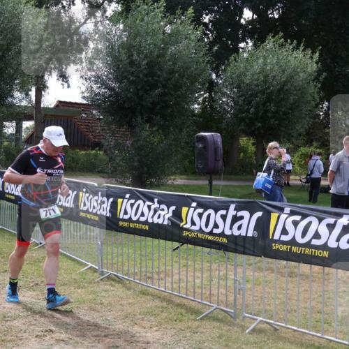 31.08.2025 - Elbe Triathlon Hamburg Luisa Fischer http://msf.ph/oto/8670106 31.08.2025 11:37:33 Laufen 771 meine-sportfotos.de