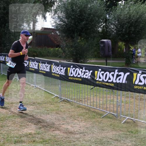 31.08.2025 - Elbe Triathlon Hamburg Luisa Fischer http://msf.ph/oto/8670114 31.08.2025 11:37:39 Laufen 147, 1312 meine-sportfotos.de