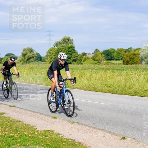 31.08.2025 - Elbe Triathlon Hamburg Michael Burmester http://msf.ph/oto/8670137 31.08.2025 09:58:35 Radfahren 406, 567, 579, 615, 643 meine-sportfotos.de