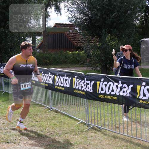31.08.2025 - Elbe Triathlon Hamburg Luisa Fischer http://msf.ph/oto/8670166 31.08.2025 11:38:31 Laufen 1011 meine-sportfotos.de