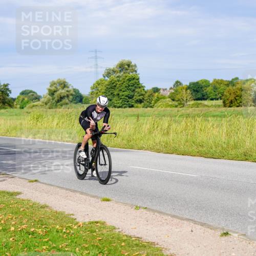 31.08.2025 - Elbe Triathlon Hamburg Michael Burmester http://msf.ph/oto/8670167 31.08.2025 09:58:42 Radfahren 388, 406, 720, 770, 888 meine-sportfotos.de
