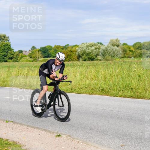 31.08.2025 - Elbe Triathlon Hamburg Michael Burmester http://msf.ph/oto/8670176 31.08.2025 09:58:43 Radfahren 388, 406, 720, 770, 888 meine-sportfotos.de