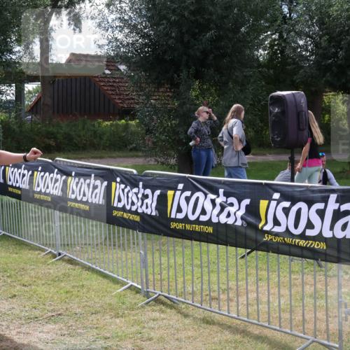 31.08.2025 - Elbe Triathlon Hamburg Luisa Fischer http://msf.ph/oto/8670184 31.08.2025 11:39:02 Laufen 079 meine-sportfotos.de