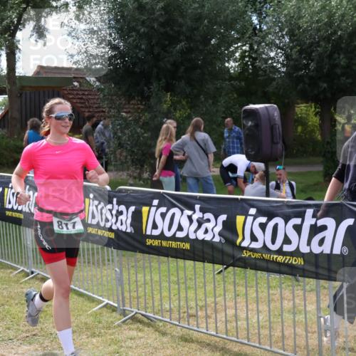 31.08.2025 - Elbe Triathlon Hamburg Luisa Fischer http://msf.ph/oto/8670203 31.08.2025 11:39:21 Laufen 817 meine-sportfotos.de