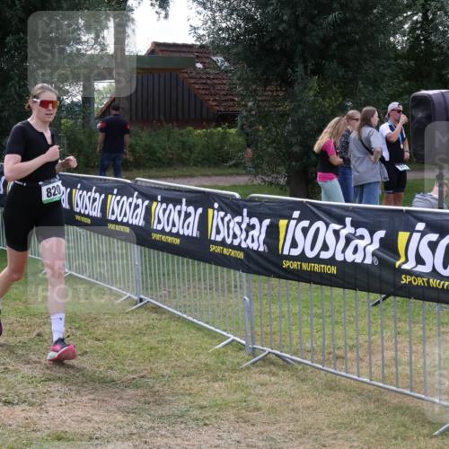 31.08.2025 - Elbe Triathlon Hamburg Luisa Fischer http://msf.ph/oto/8670218 31.08.2025 11:39:45 Laufen 850, 820 meine-sportfotos.de