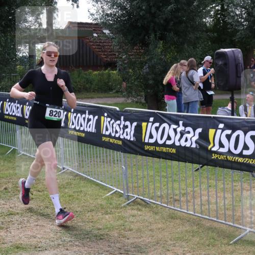 31.08.2025 - Elbe Triathlon Hamburg Luisa Fischer http://msf.ph/oto/8670220 31.08.2025 11:39:45 Laufen 850, 820 meine-sportfotos.de
