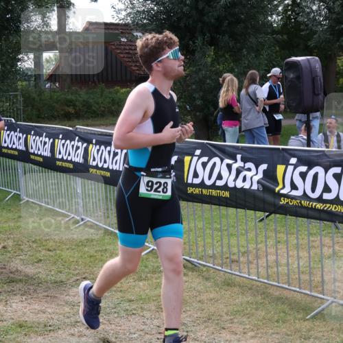 31.08.2025 - Elbe Triathlon Hamburg Luisa Fischer http://msf.ph/oto/8670240 31.08.2025 11:39:56 Laufen 794, 928 meine-sportfotos.de