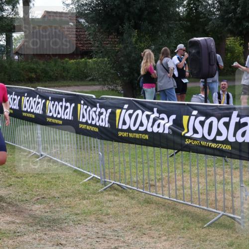 31.08.2025 - Elbe Triathlon Hamburg Luisa Fischer http://msf.ph/oto/8670248 31.08.2025 11:39:58 Laufen 826 meine-sportfotos.de