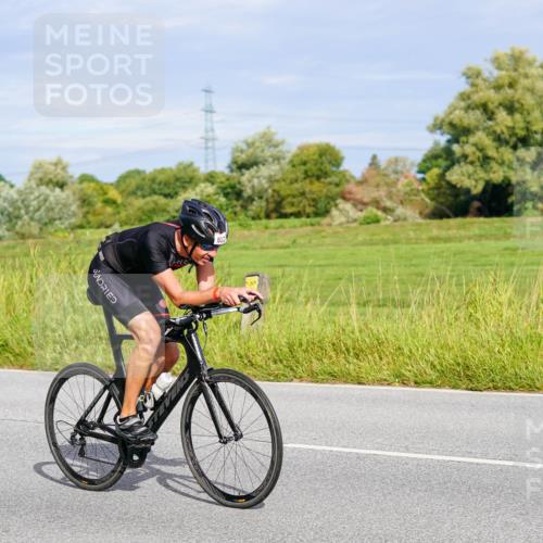 31.08.2025 - Elbe Triathlon Hamburg Michael Burmester http://msf.ph/oto/8670274 31.08.2025 09:59:12 Radfahren 387, 633, 700, 732, 800, 835, 845 meine-sportfotos.de