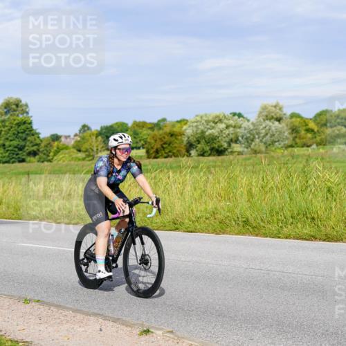31.08.2025 - Elbe Triathlon Hamburg Michael Burmester http://msf.ph/oto/8670285 31.08.2025 09:59:14 Radfahren 387, 624, 633, 732, 800, 835, 845 meine-sportfotos.de