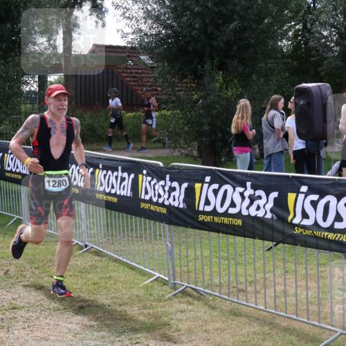 31.08.2025 - Elbe Triathlon Hamburg Luisa Fischer http://msf.ph/oto/8670294 31.08.2025 11:40:57 Laufen 1280 meine-sportfotos.de