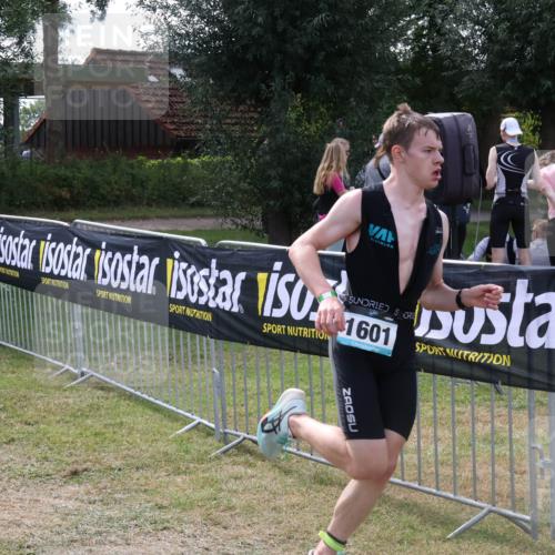 31.08.2025 - Elbe Triathlon Hamburg Luisa Fischer http://msf.ph/oto/8670302 31.08.2025 11:41:00 Laufen 1601 meine-sportfotos.de